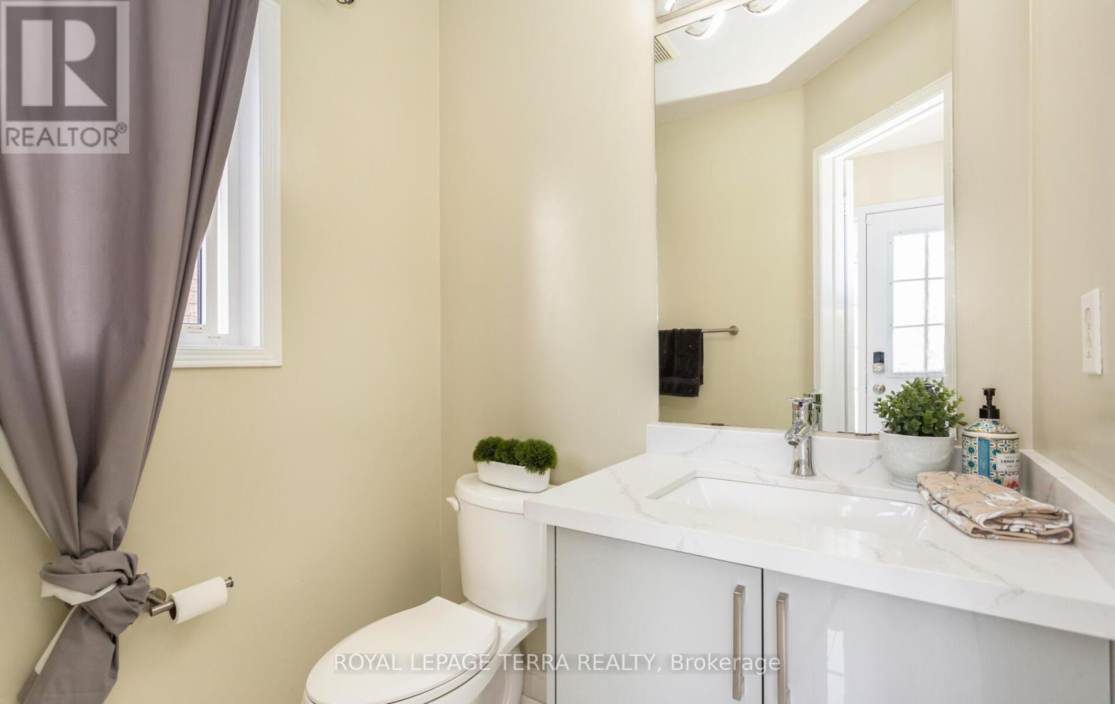 355 Edenbrook Hill Drive, Brampton, Ontario  L7A 2N4 - Photo 24 - W12105707
