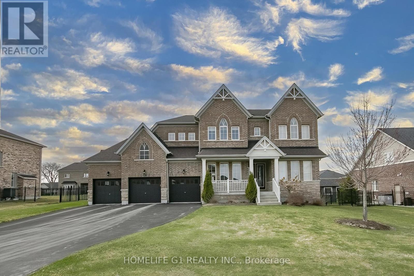 Property at 18 MEEK AVENUE image 1