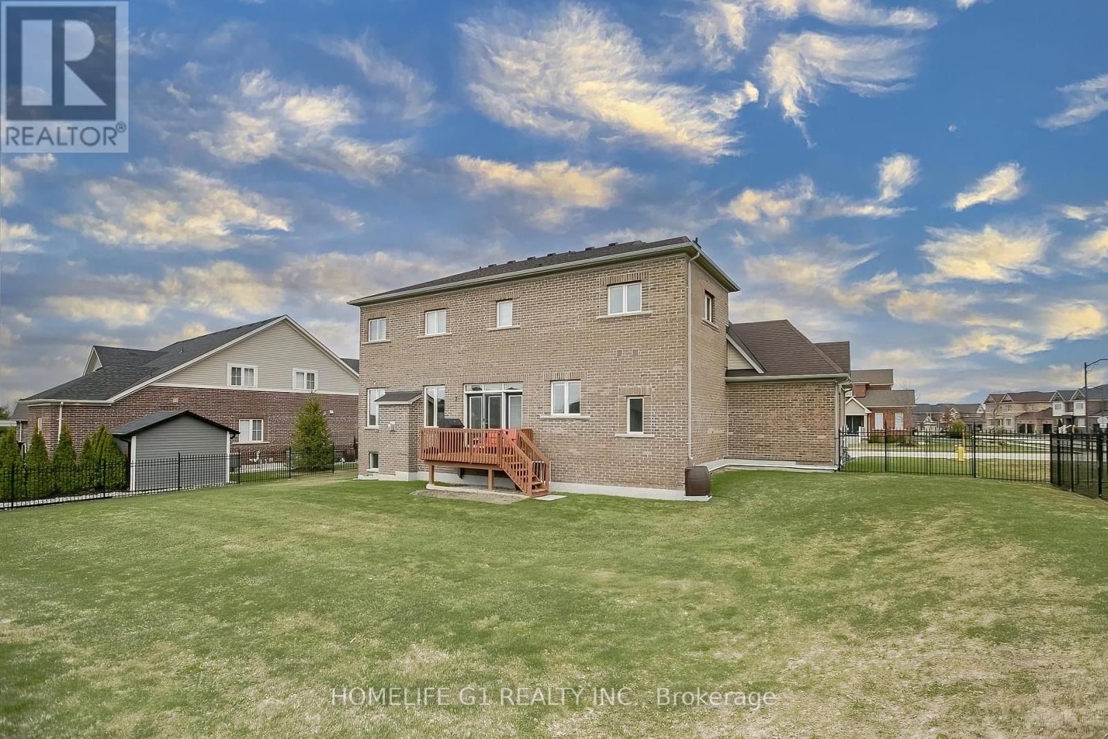 Property at 18 MEEK AVENUE image 2