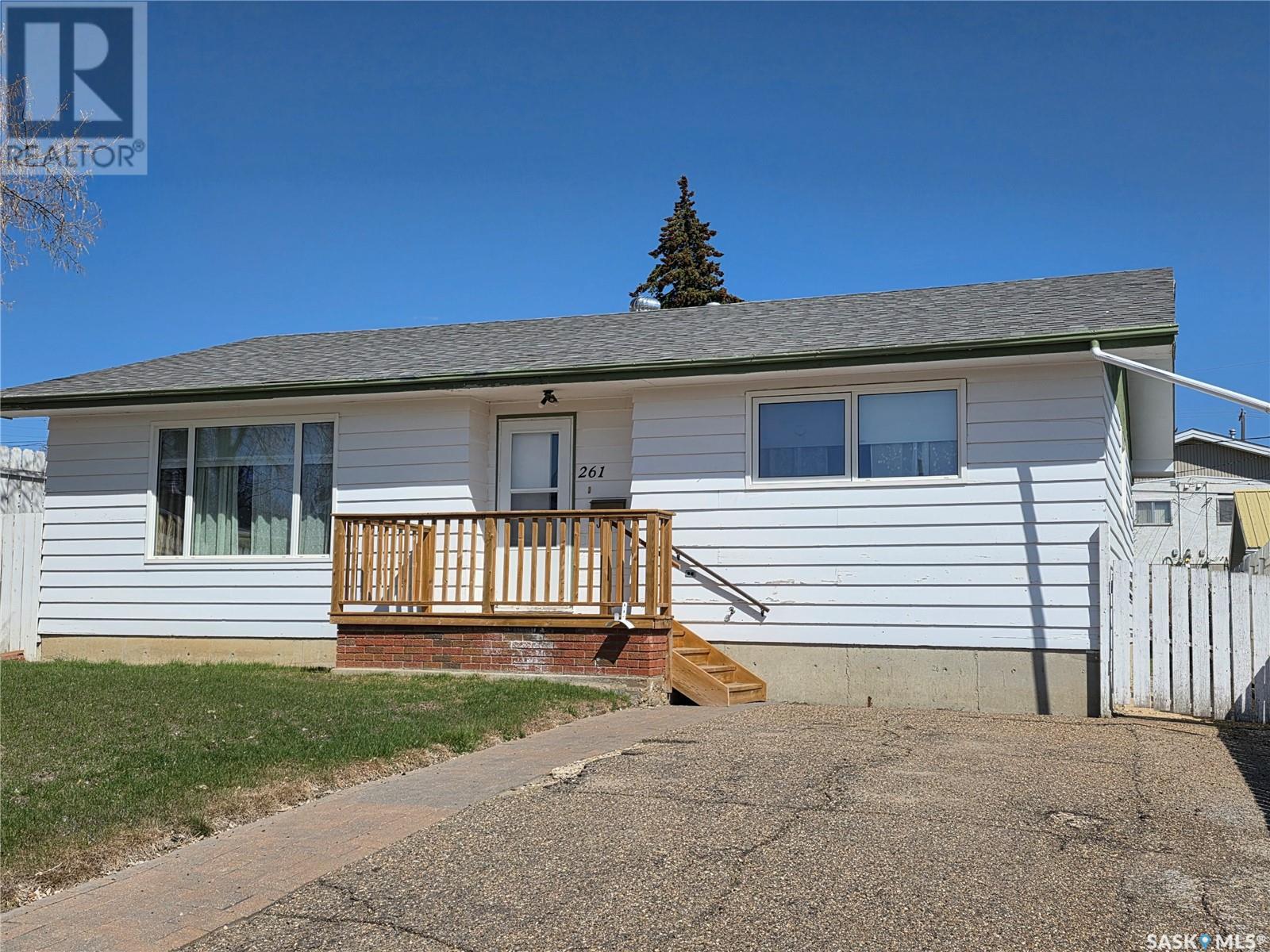 Property at 261 17th AVENUE NE image 1