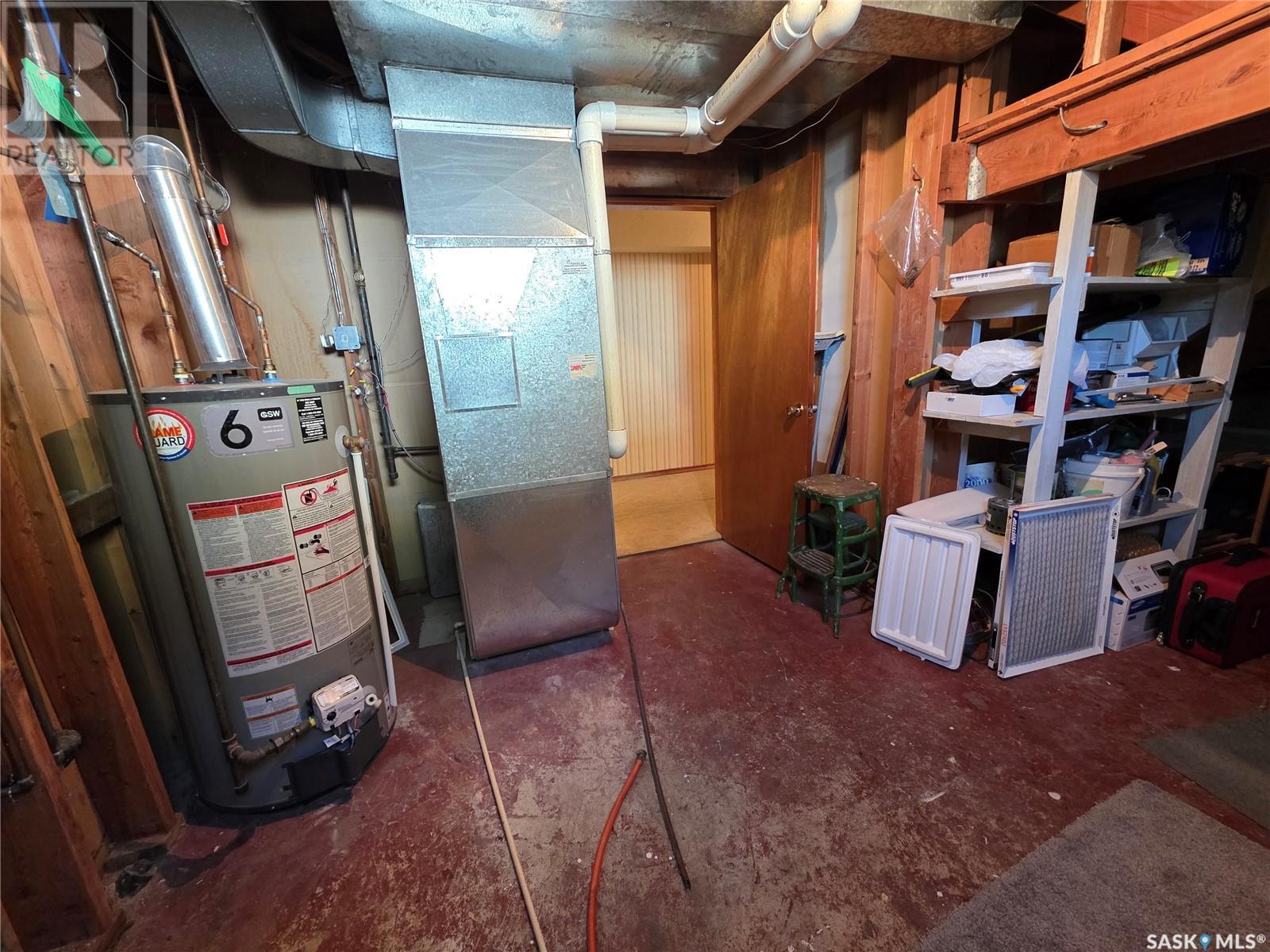 261 17th Avenue Ne, Swift Current, Saskatchewan  S9H 2X9 - Photo 24 - SK003761
