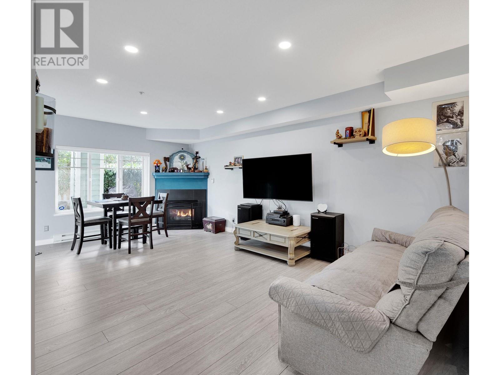 Property at 8 123 SEVENTH STREET image 1
