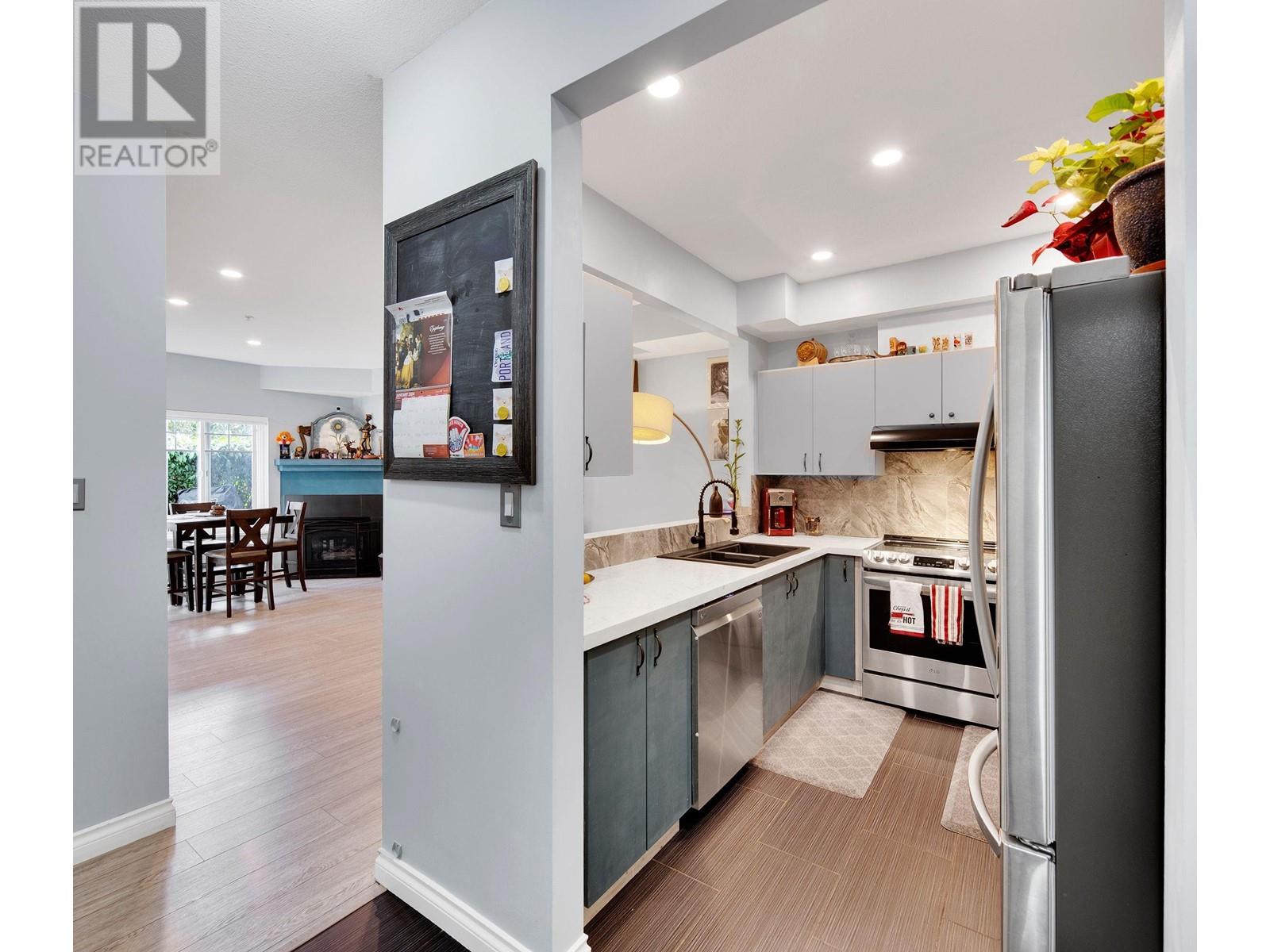 8 123 Seventh Street, New Westminster, British Columbia  V3L 1W2 - Photo 9 - R2994649