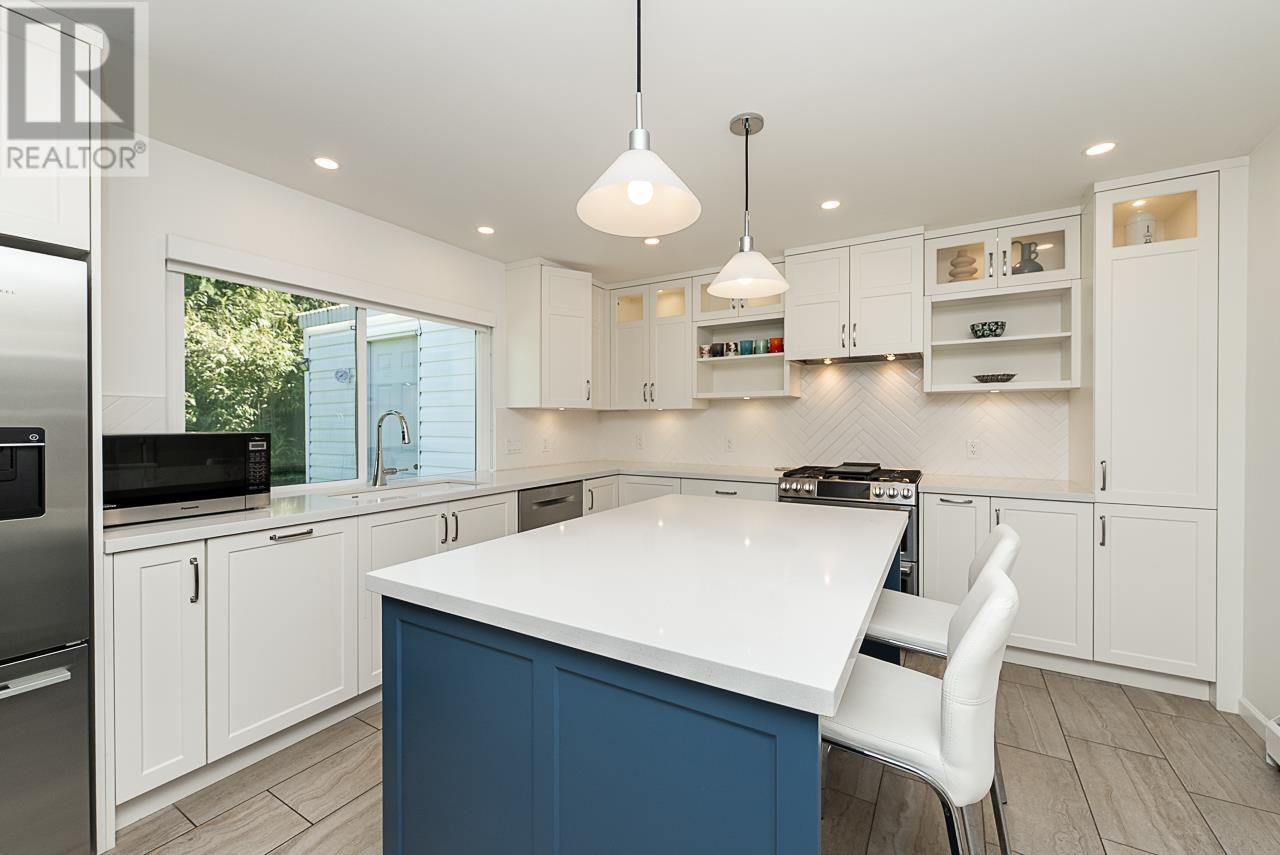 4151 Tytahun Crescent, Vancouver, British Columbia  V5N 3N1 - Photo 10 - R2994651