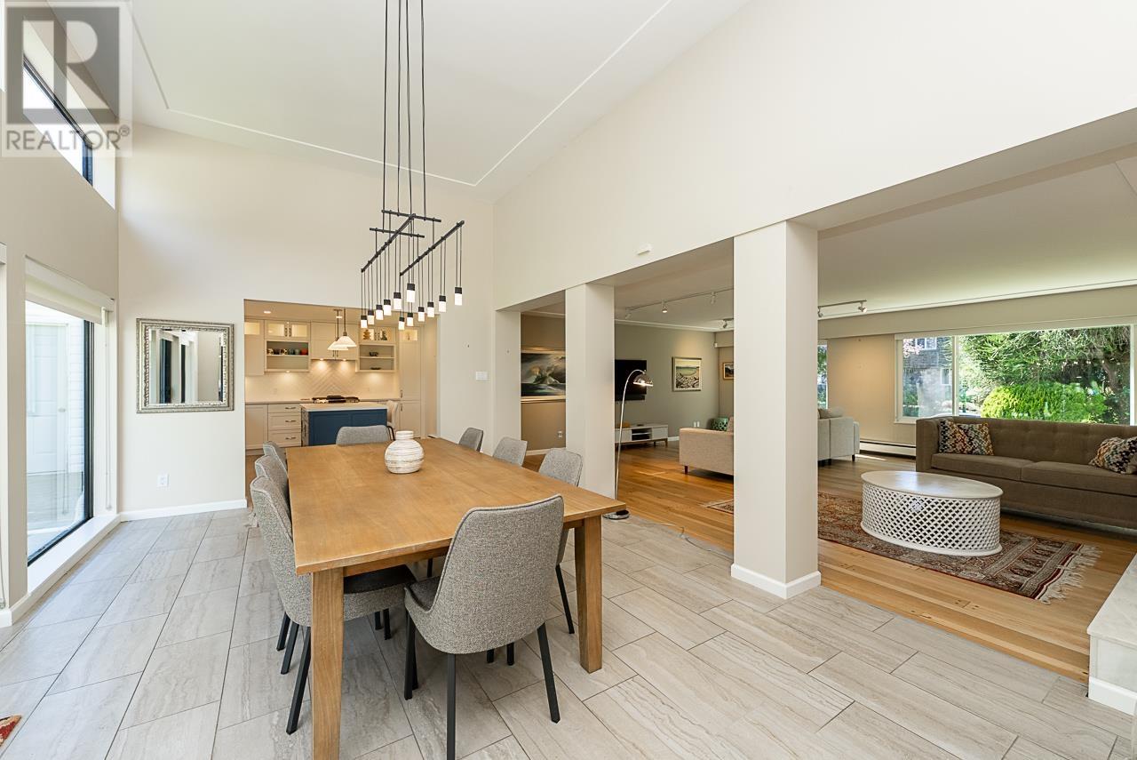 4151 Tytahun Crescent, Vancouver, British Columbia  V5N 3N1 - Photo 6 - R2994651