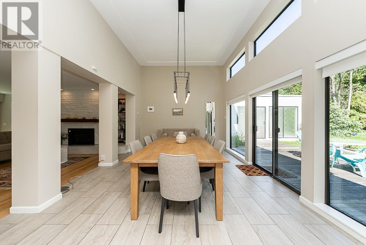4151 Tytahun Crescent, Vancouver, British Columbia  V5N 3N1 - Photo 7 - R2994651