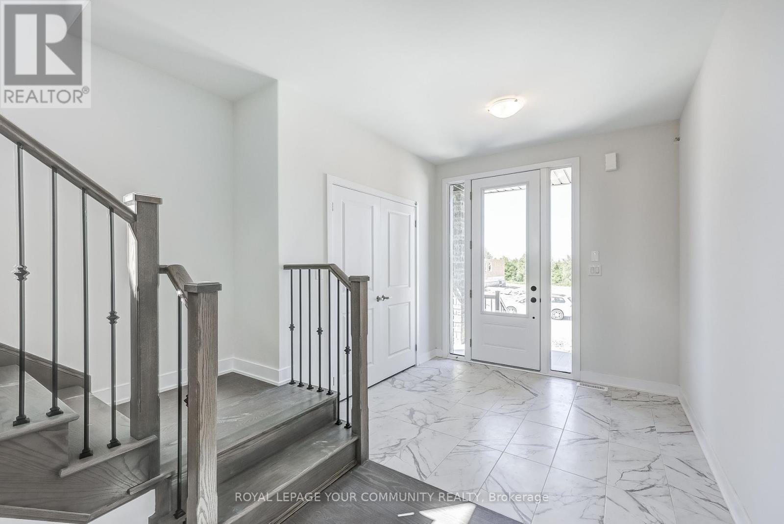Property at 265 FLAVELLE WAY image 4