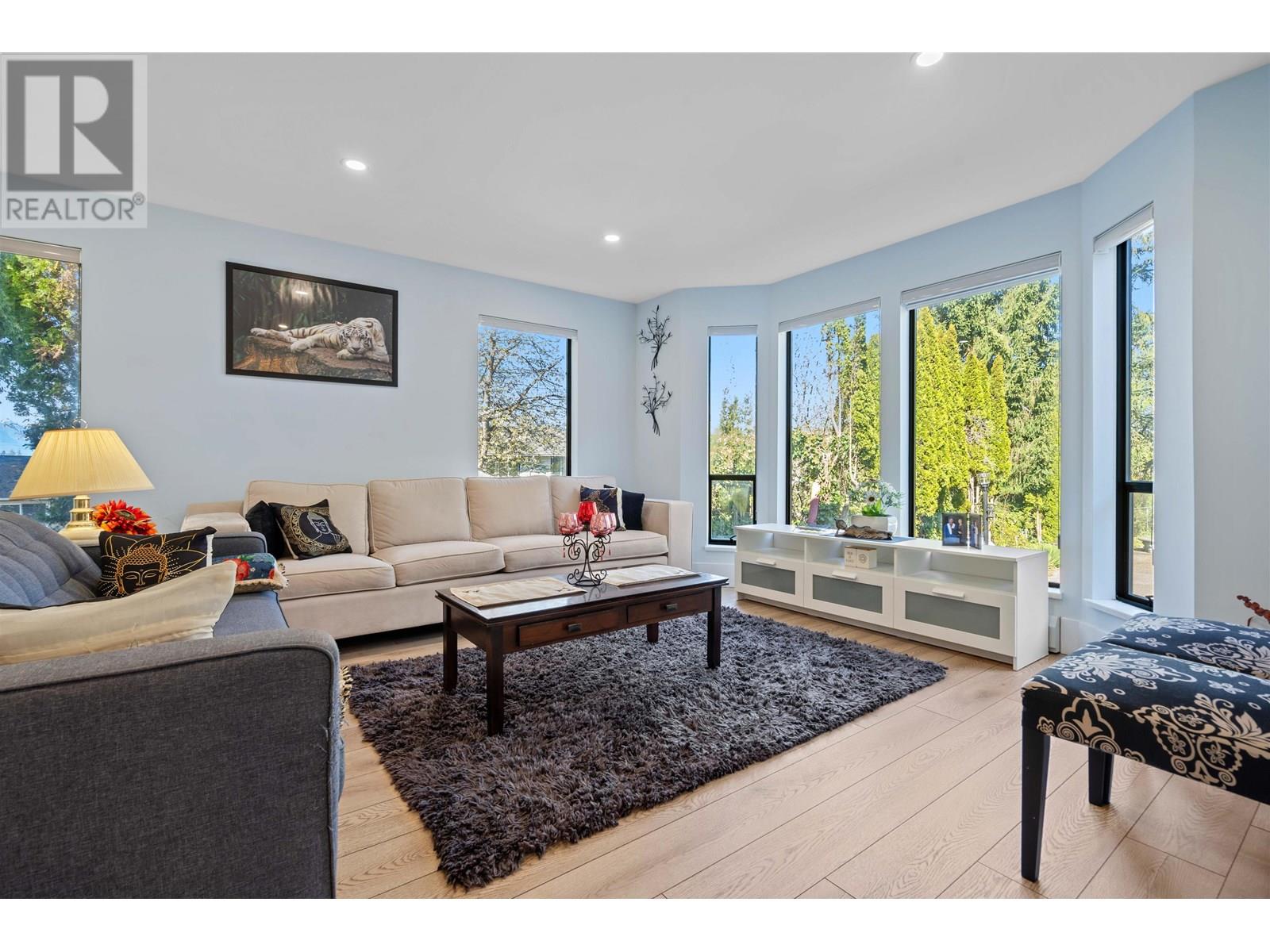 22178 124 AVENUE, maple ridge, British Columbia V2X4J3