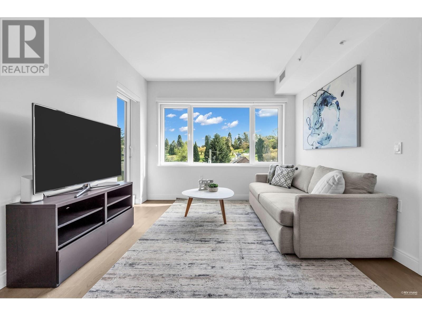 403 4932 CAMBIE STREET, Vancouver, British Columbia