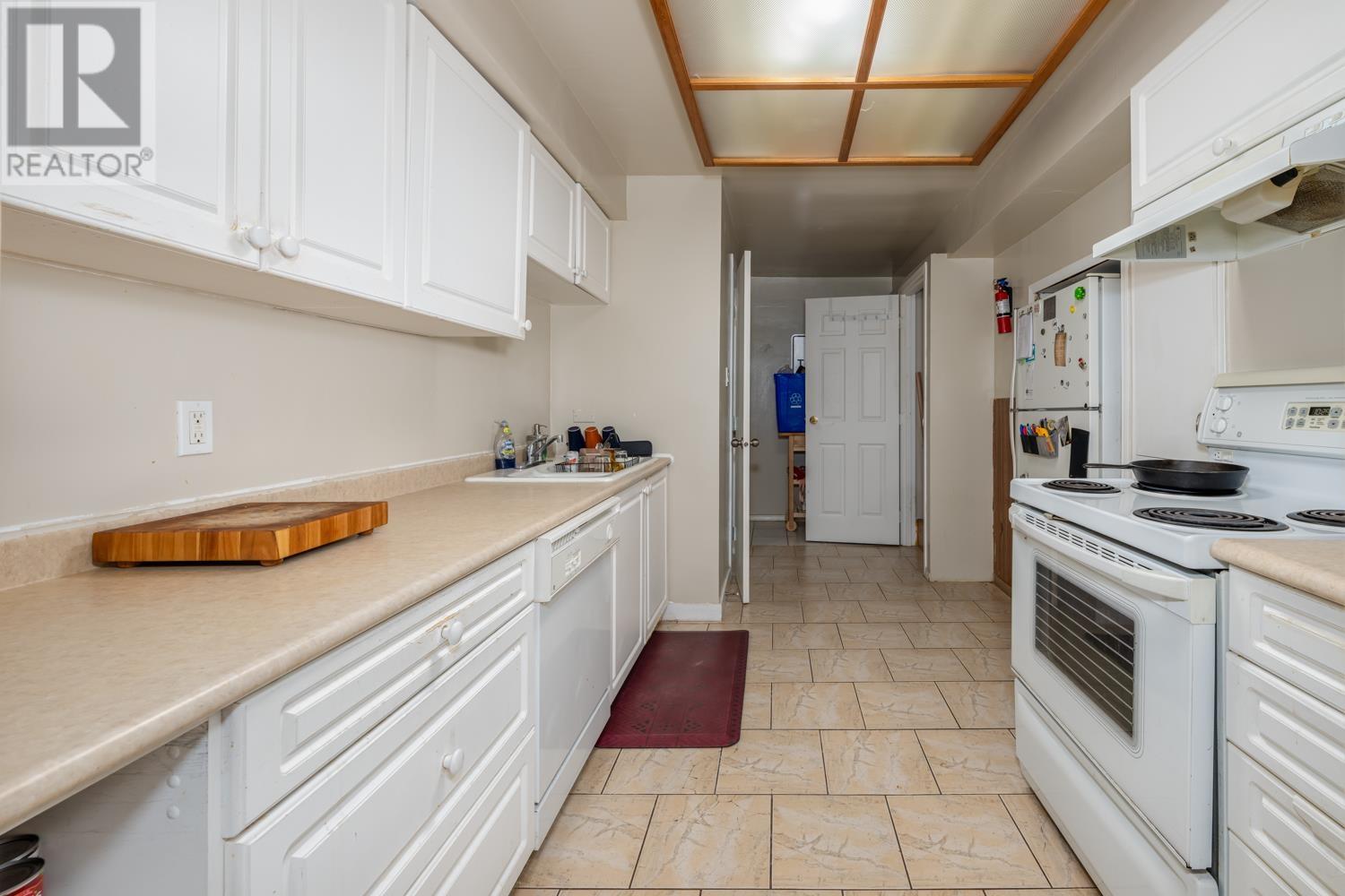 Listing Picture 7 of 18 : 5320 KNIGHT STREET, Vancouver / 溫哥華 - 魯藝地產 Yvonne Lu Group - MLS Medallion Club Member