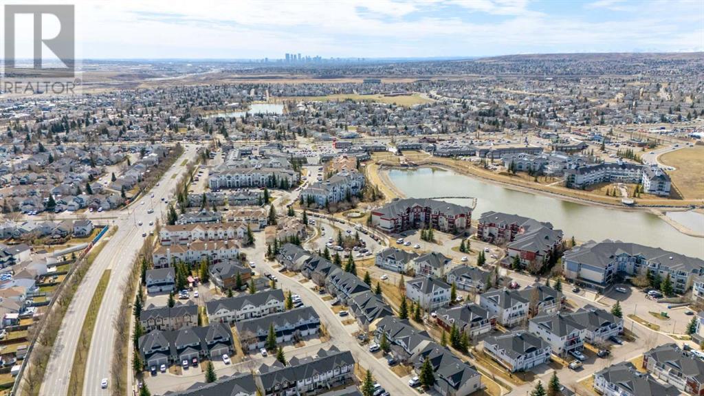 212 Country Village Cape Ne, Calgary, Alberta  T3K 5X3 - Photo 5 - A2214955