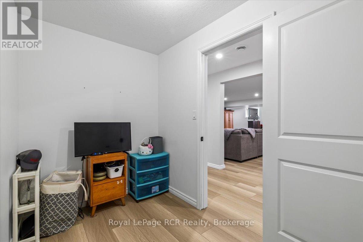 7 Mill Street, West Grey, Ontario  N0G 1S0 - Photo 24 - X12105827