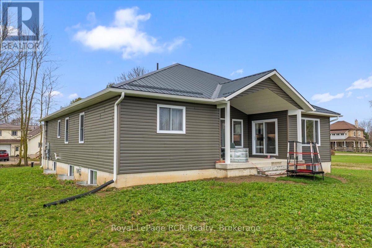 7 Mill Street, West Grey, Ontario  N0G 1S0 - Photo 28 - X12105827