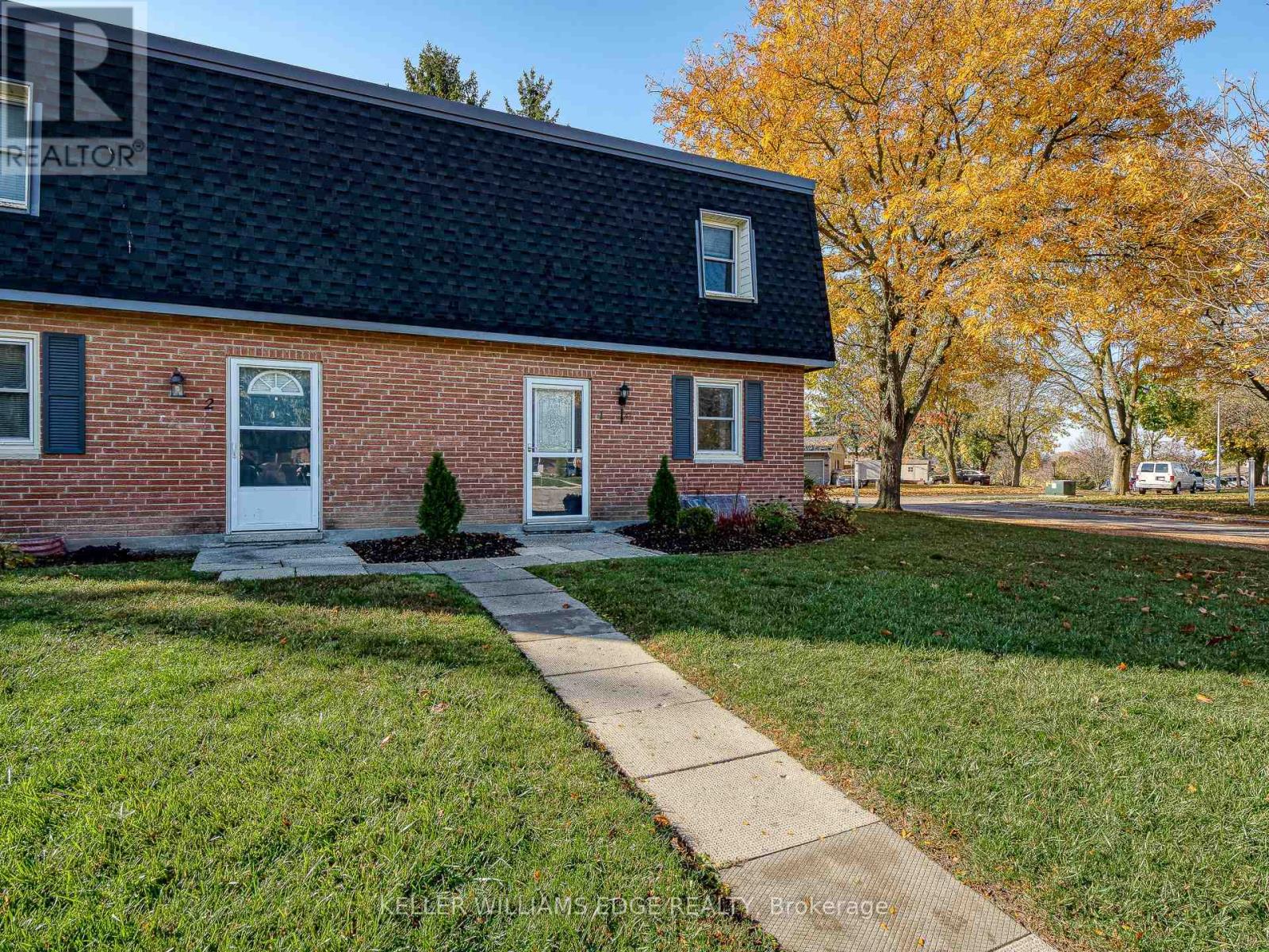 1 - 594 Durham Crescent, Woodstock (Woodstock - North), Ontario  N4S 5X3 - Photo 1 - X12105798