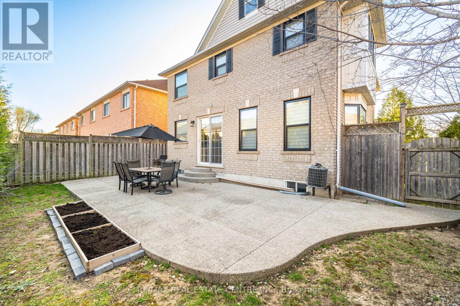 643 Hamilton Crescent, Milton, Ontario  L9T 6G9 - Photo 42 - W12099829