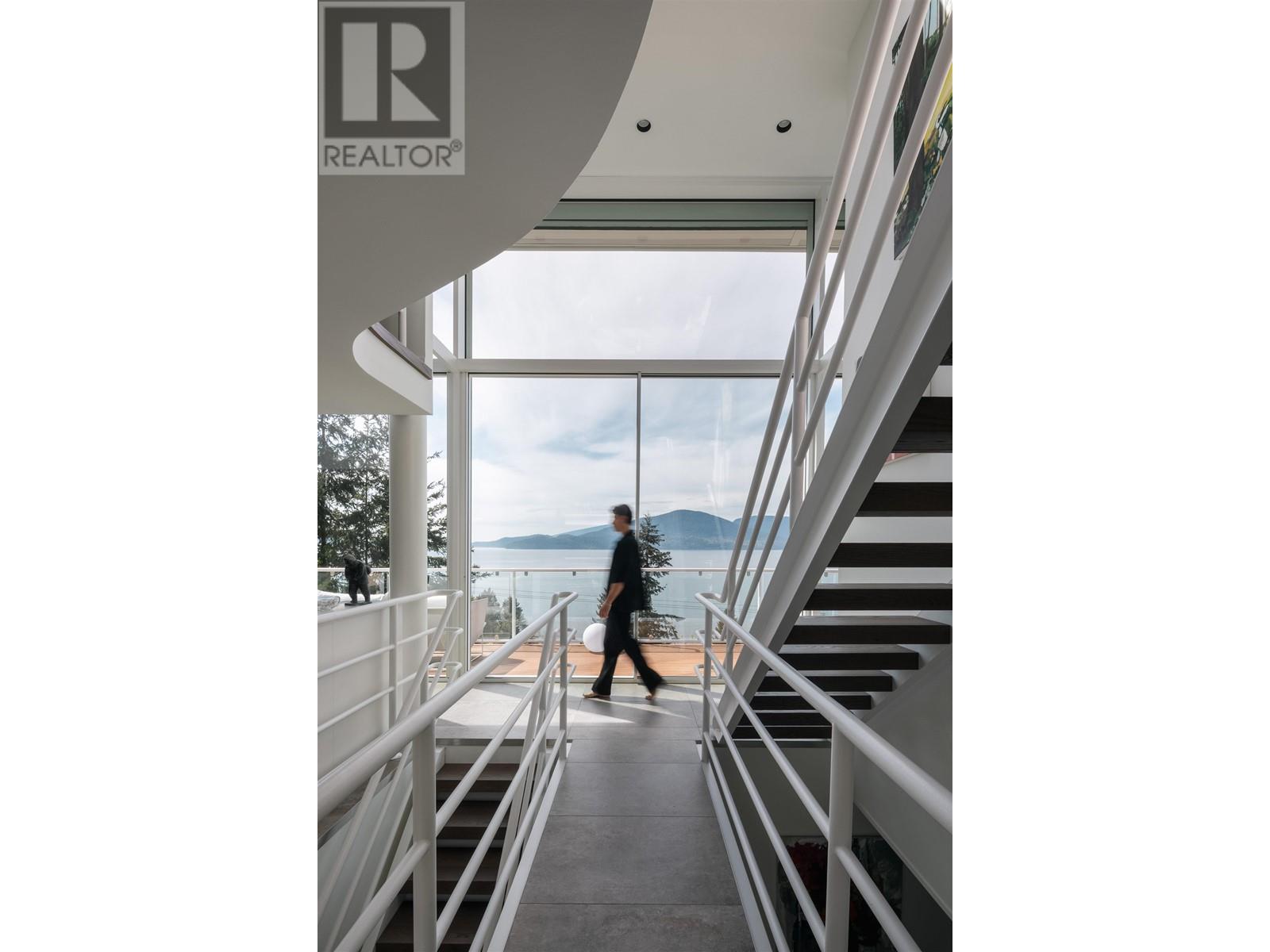 90 Isleview Place, West Vancouver, British Columbia  V0N 2E0 - Photo 10 - R2994671