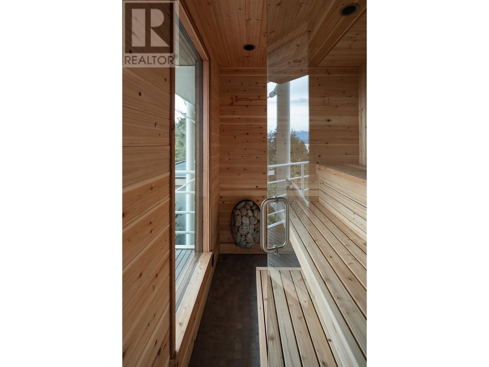 90 Isleview Place, West Vancouver, British Columbia  V0N 2E0 - Photo 30 - R2994671