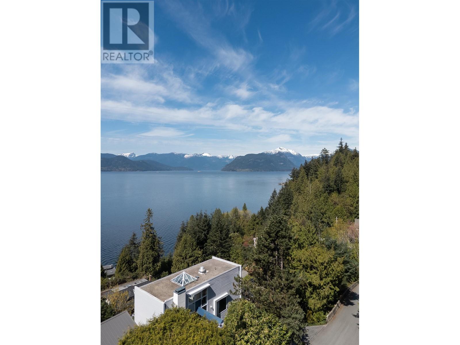 90 Isleview Place, West Vancouver, British Columbia  V0N 2E0 - Photo 38 - R2994671