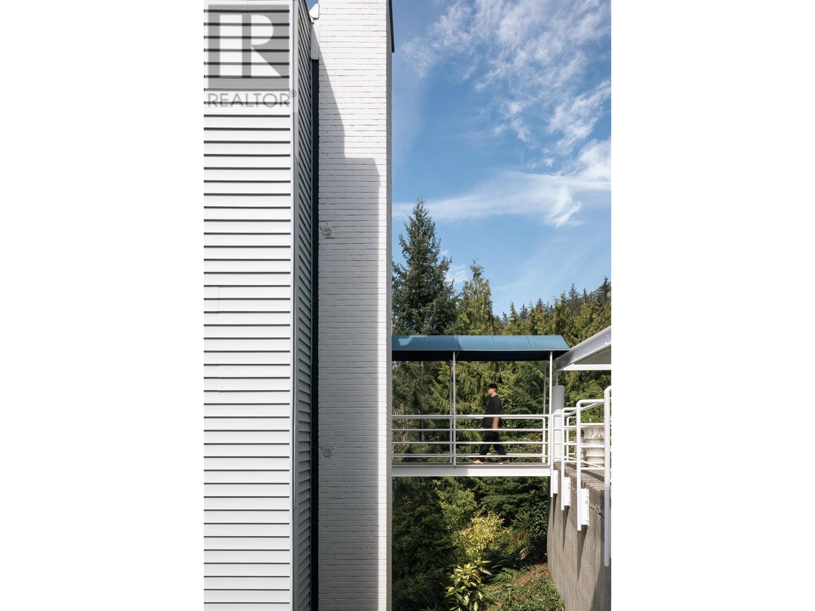 90 Isleview Place, West Vancouver, British Columbia  V0N 2E0 - Photo 7 - R2994671