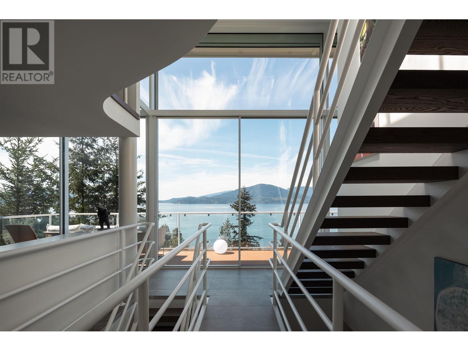 90 Isleview Place, West Vancouver, British Columbia  V0N 2E0 - Photo 9 - R2994671