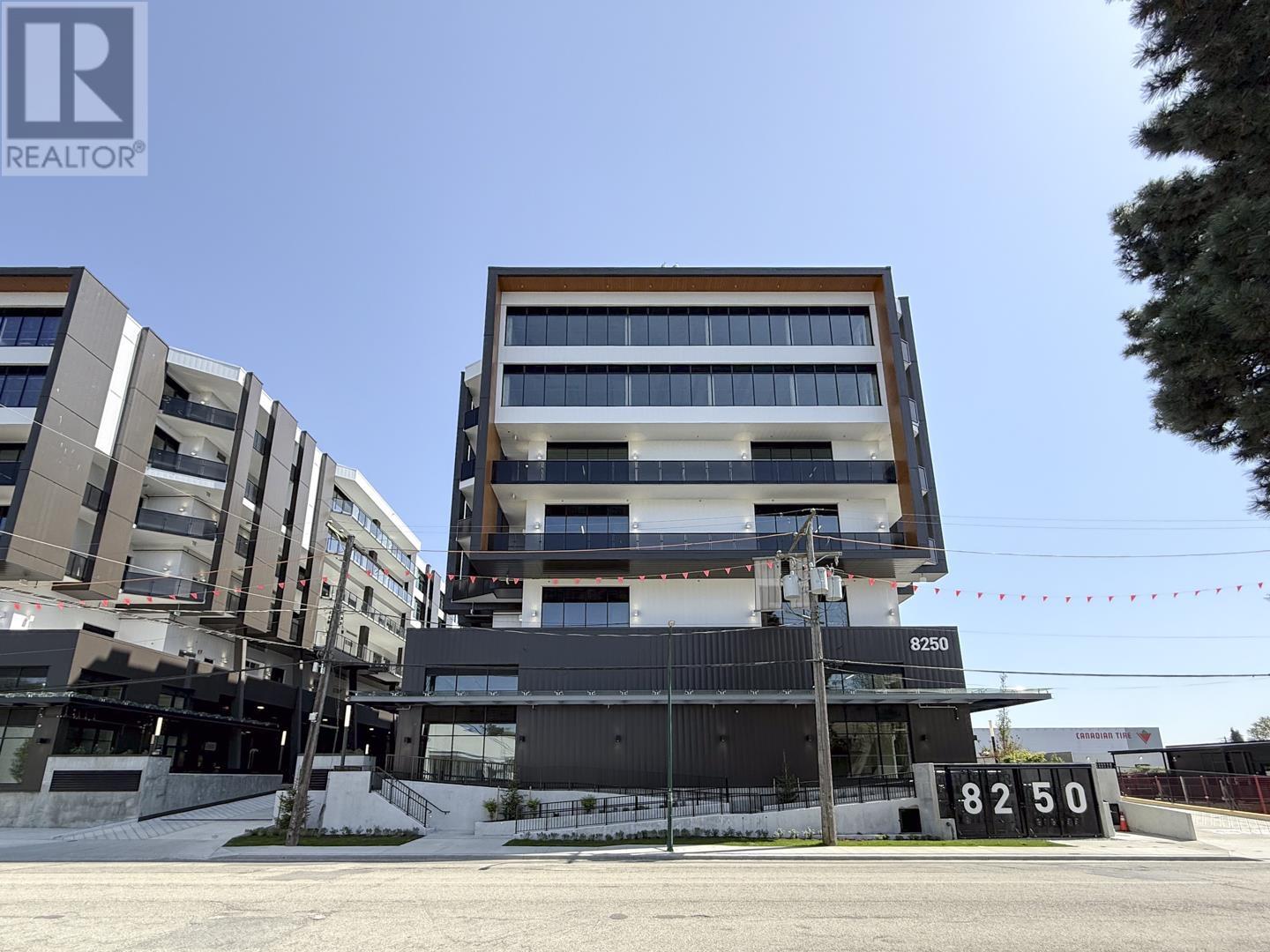 481 8250 MANITOBA STREET, Vancouver, British Columbia