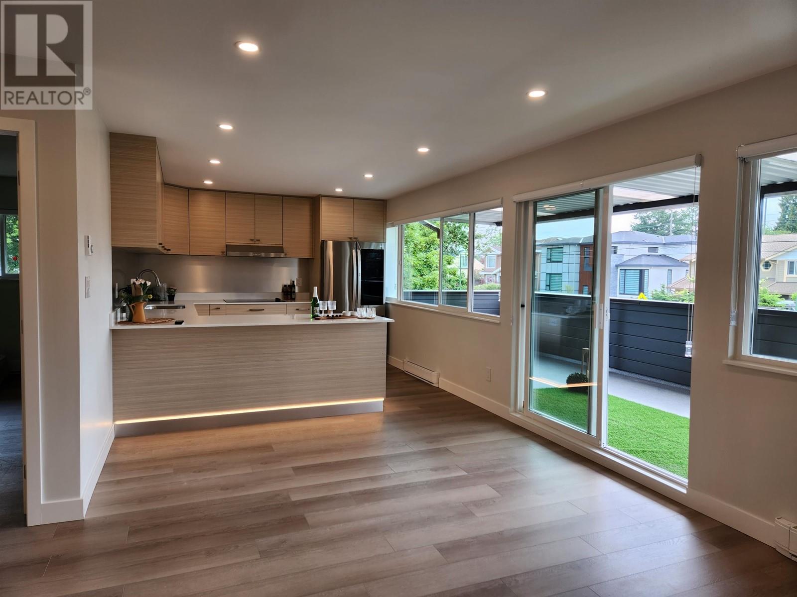 8691 Armstrong Avenue, Burnaby, British Columbia  V3N 2B4 - Photo 24 - C8068686