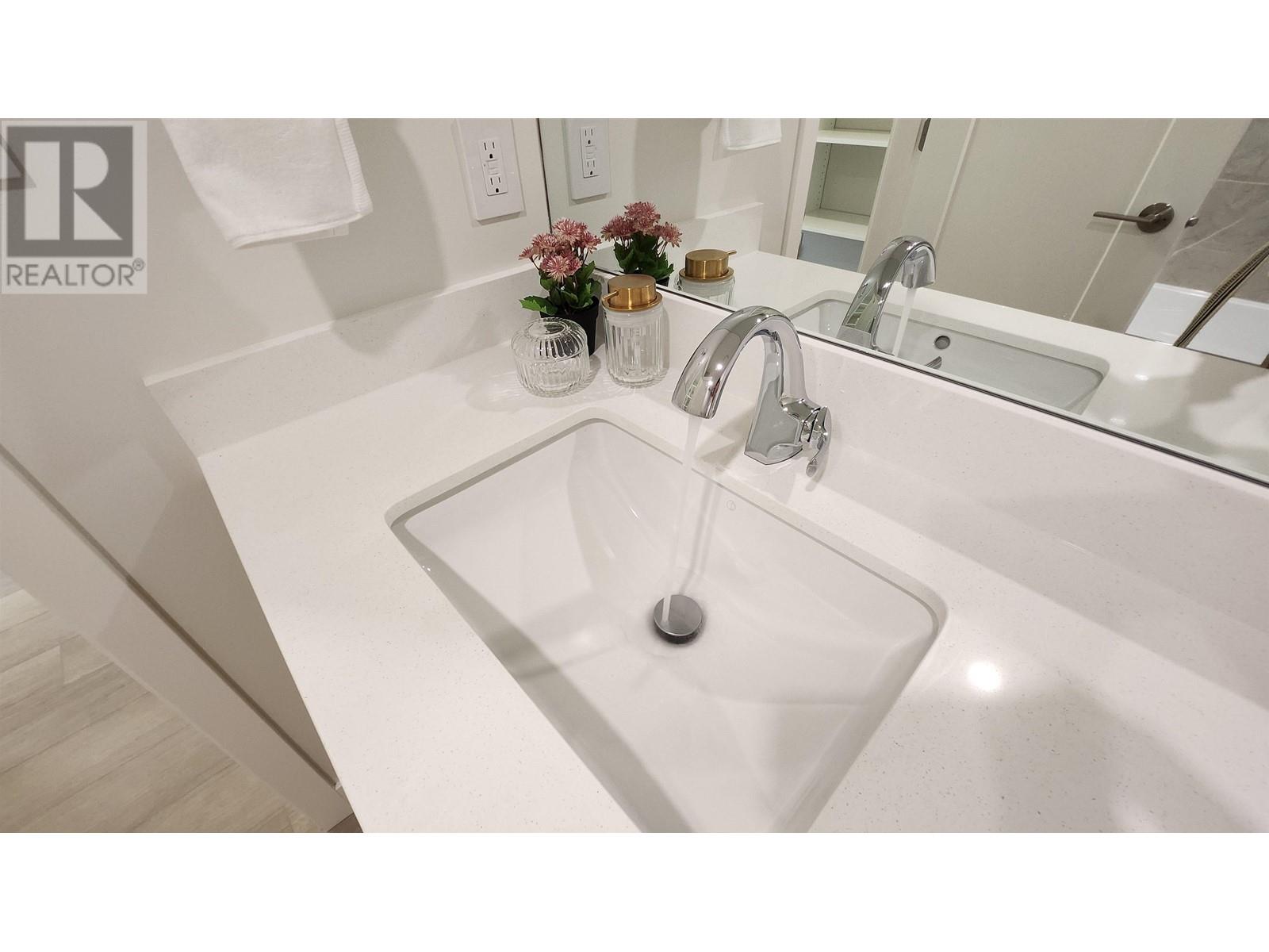 8691 Armstrong Avenue, Burnaby, British Columbia  V3N 2B4 - Photo 35 - C8068686