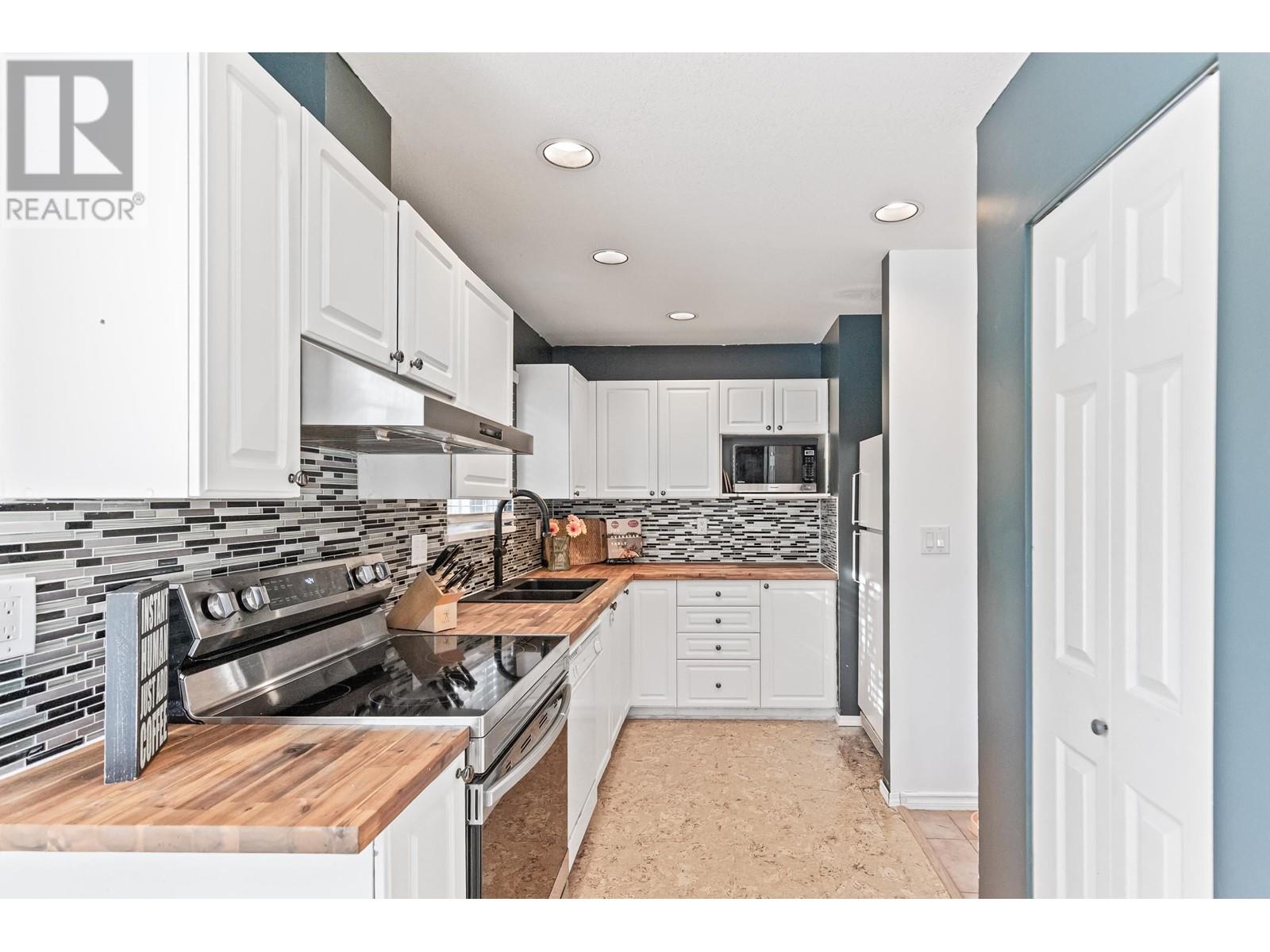 17 21801 Dewdney Trunk Road, Maple Ridge, British Columbia  V2X 3G8 - Photo 6 - R2994209