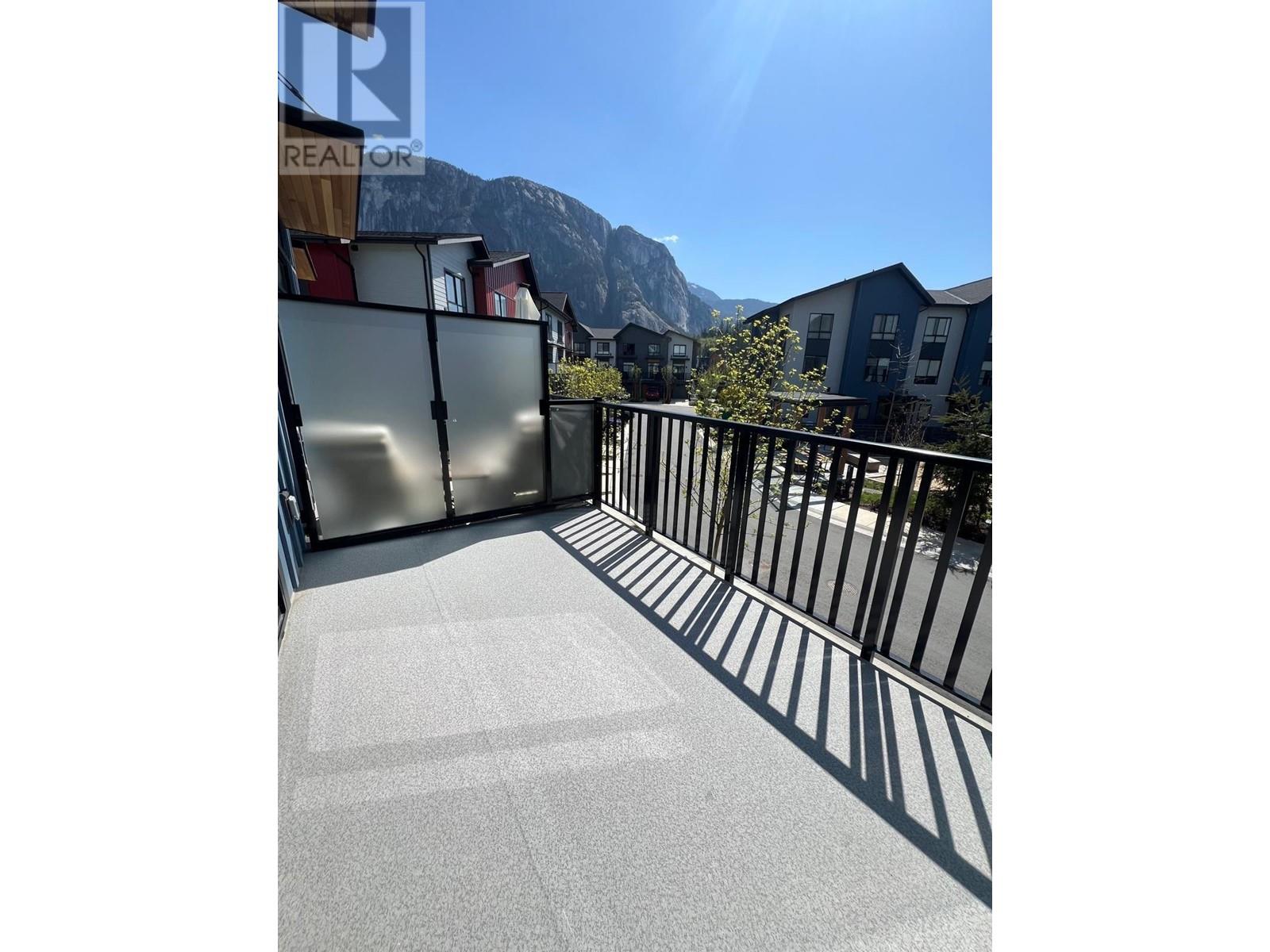 1411 Shoal Way, Squamish, British Columbia  V8B 1E6 - Photo 8 - R2994561