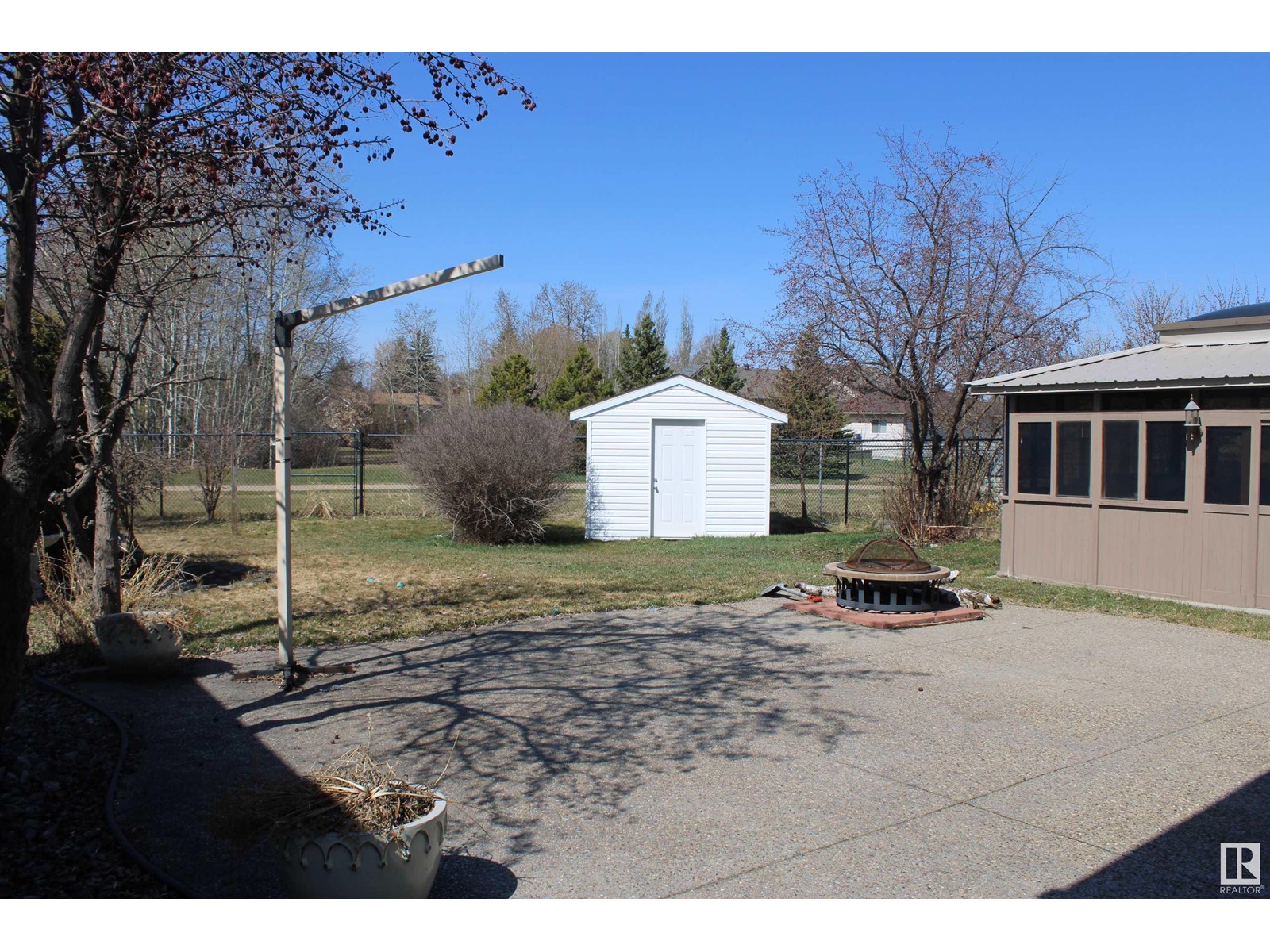 Property at 5500 CREEKSIDE PT image 4