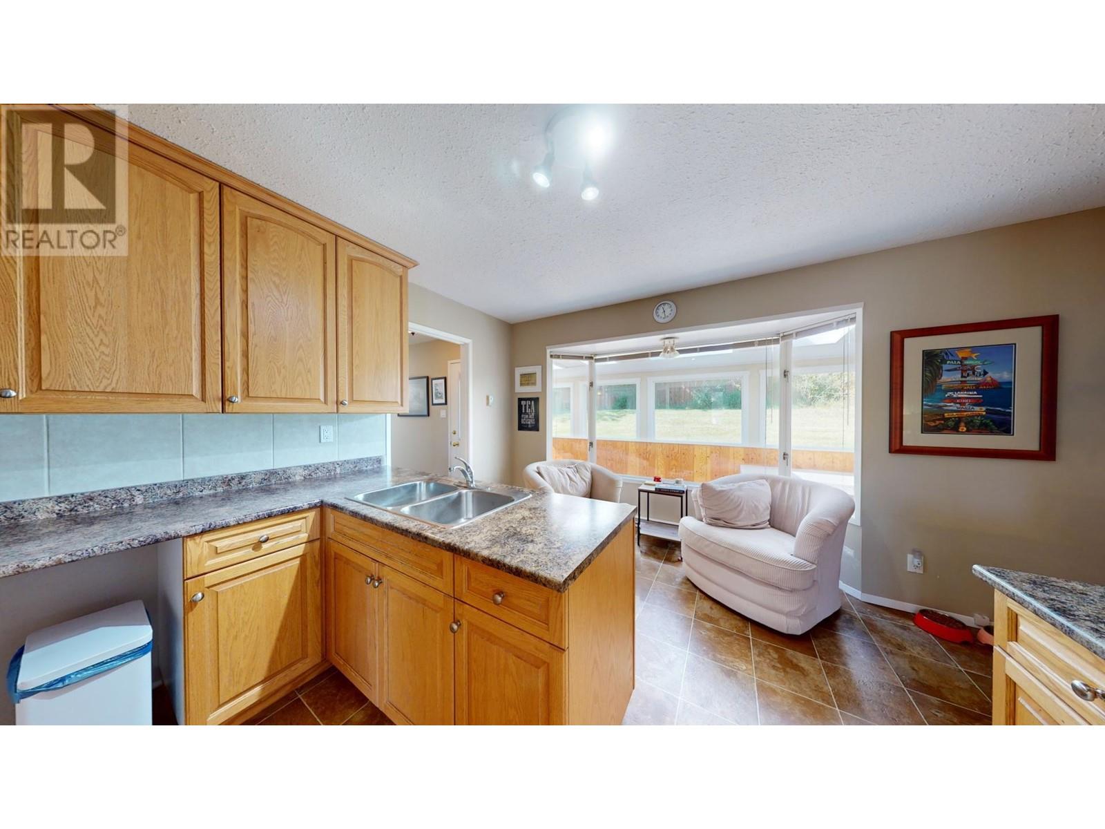 Property at 891 FUNN STREET image 2