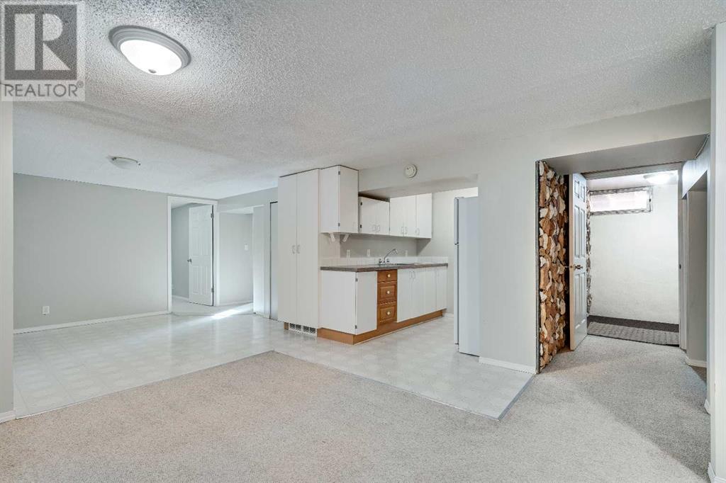 1934 Cottonwood Crescent Se, Calgary, Alberta  T2B 1P6 - Photo 16 - A2211765