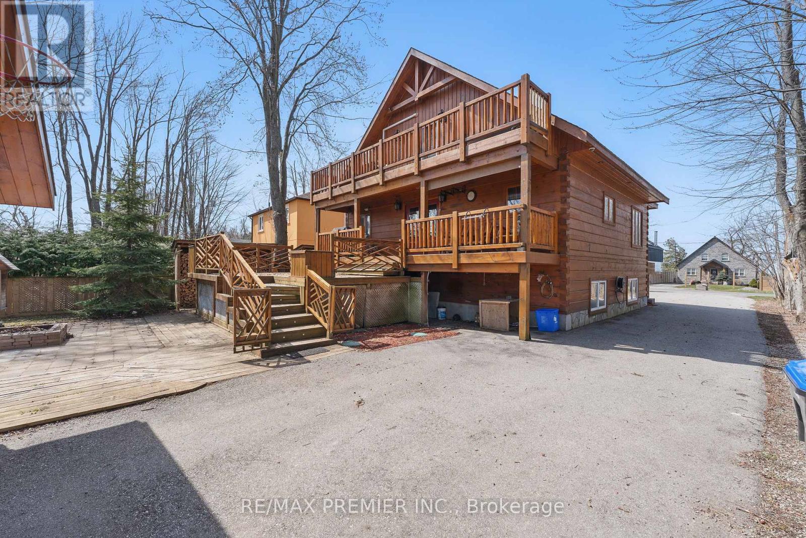 Property at 2441 LAKESHORE DRIVE image 4