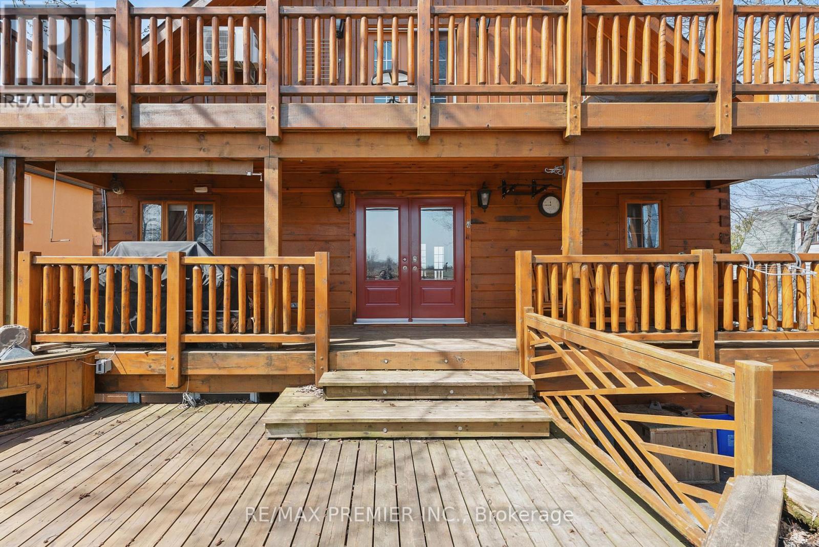 Property at 2441 LAKESHORE DRIVE image 5