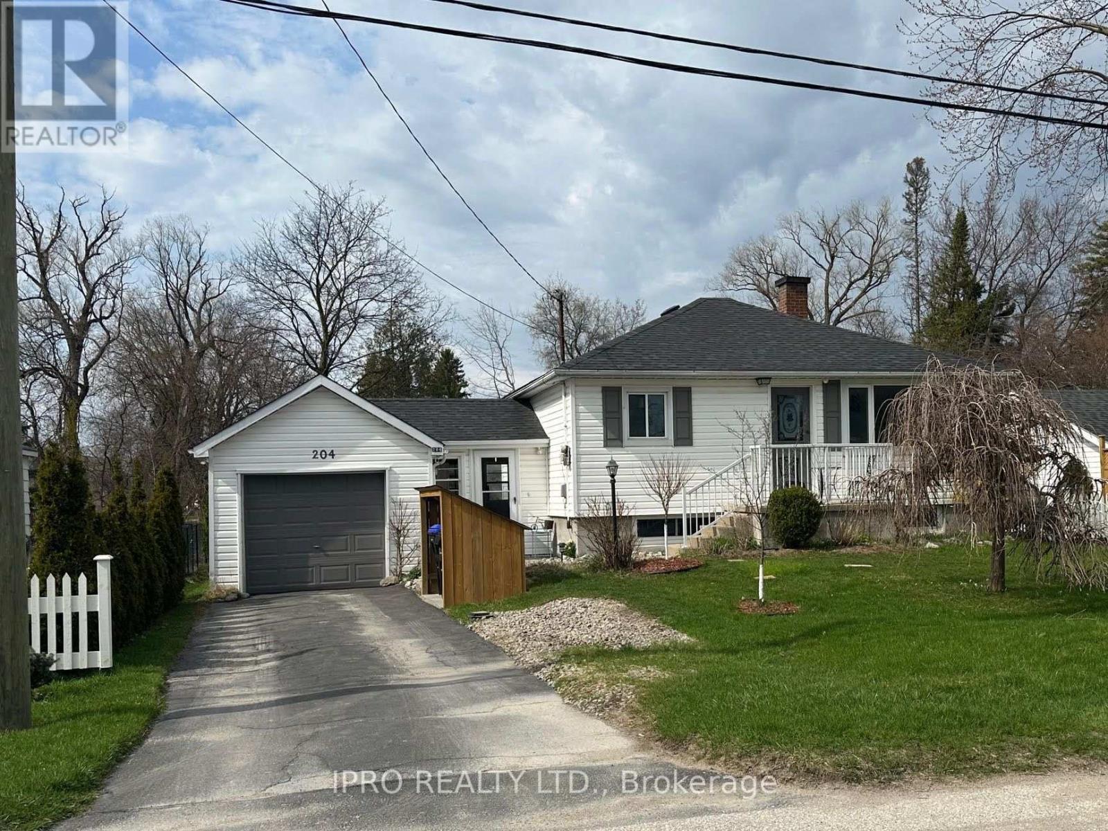Property at 204 BROCK STREET image 1