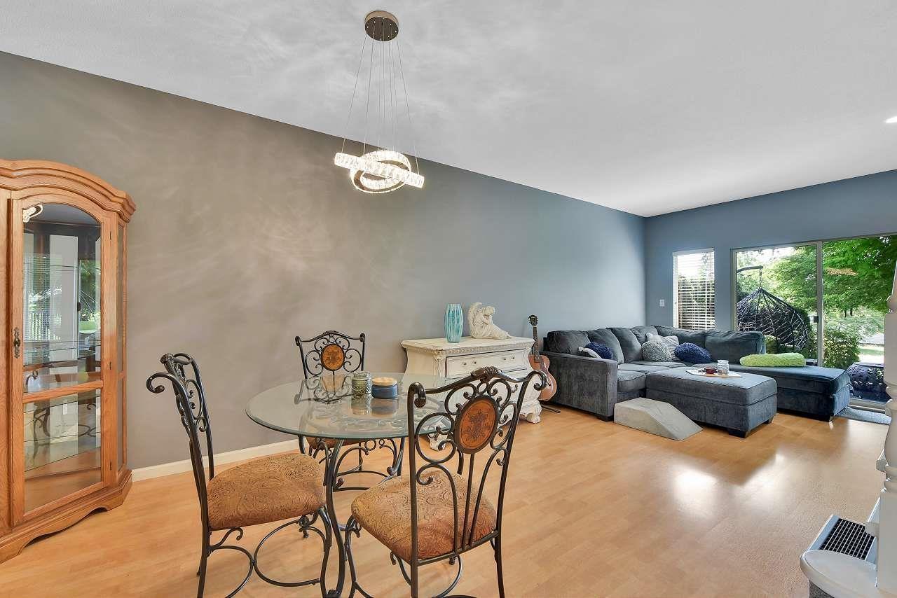 Property at 15411 RUSSELL AVENUE image 3