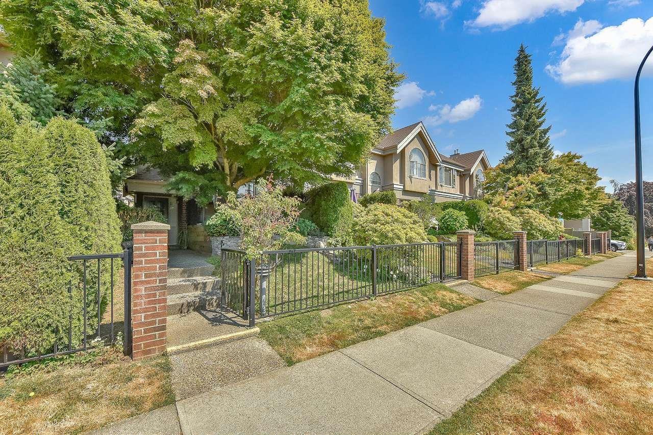Property at 15411 RUSSELL AVENUE image 1