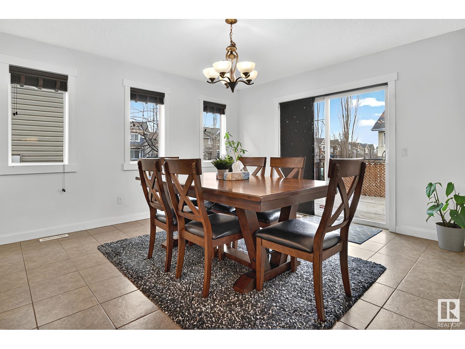 Property at 224 54 ST SW SW image 1