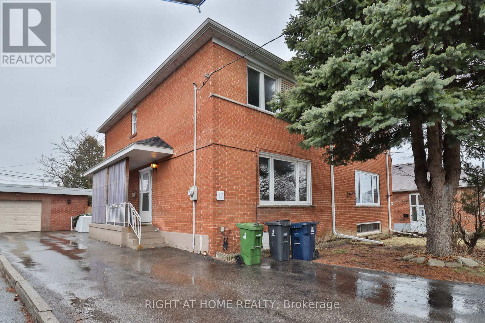 17 Rambler Place, Toronto, Ontario  M3L 1N6 - Photo 1 - W12105884