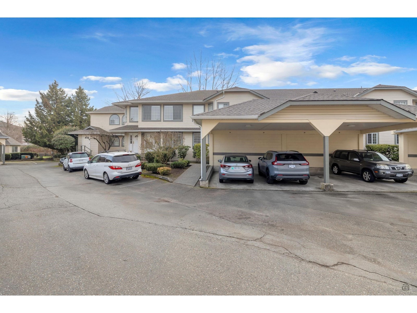 Property at 23 5750 174 STREET image 1
