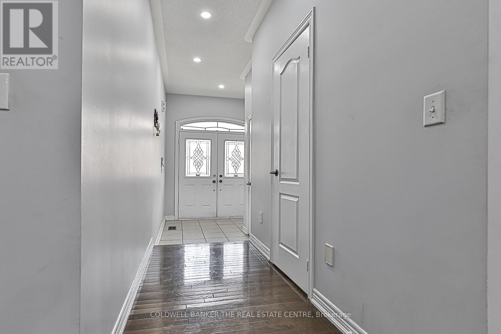 Property at 43 CRYSTALVIEW CRESCENT image 5