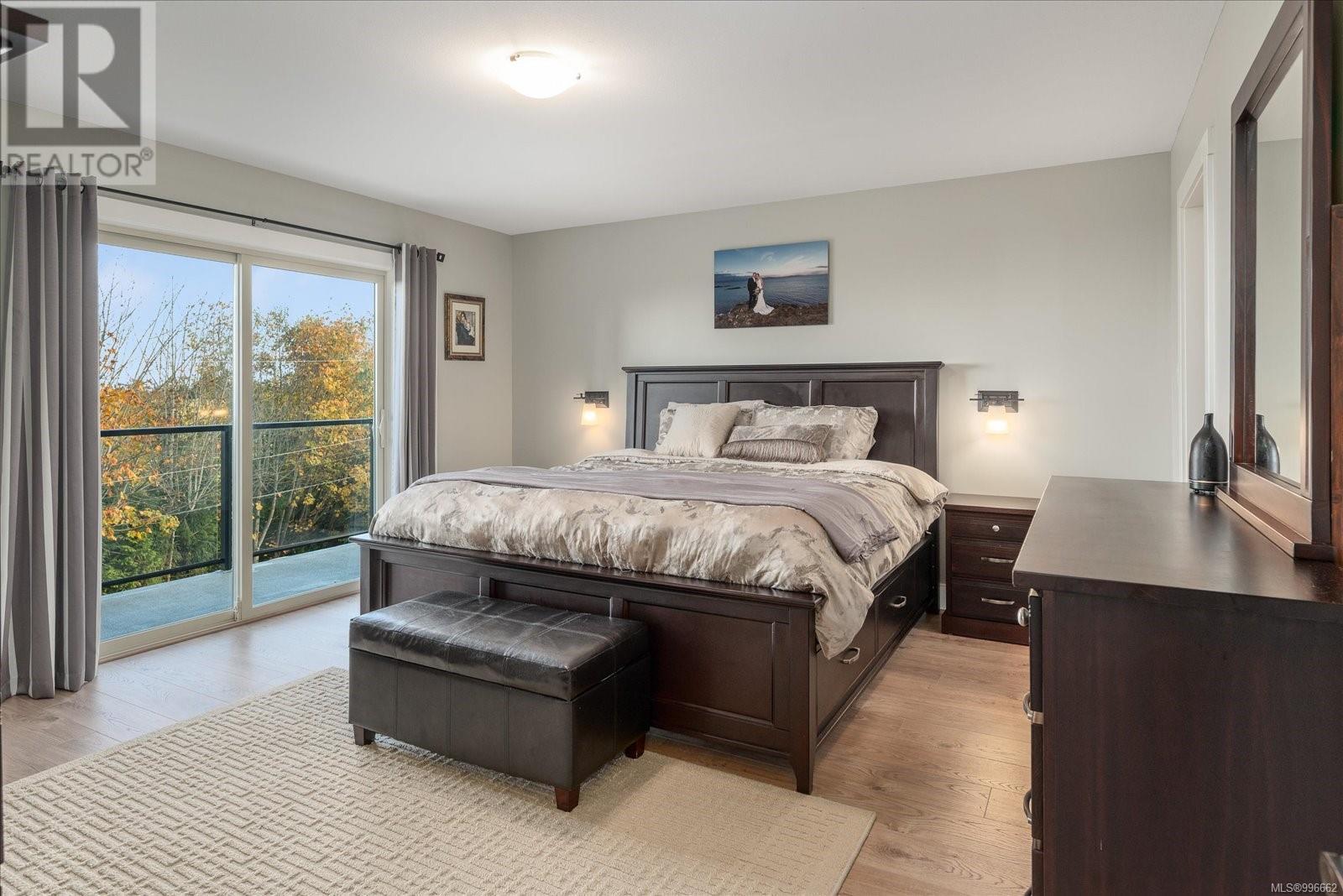Property at 5265 Toms Trnabt image 4