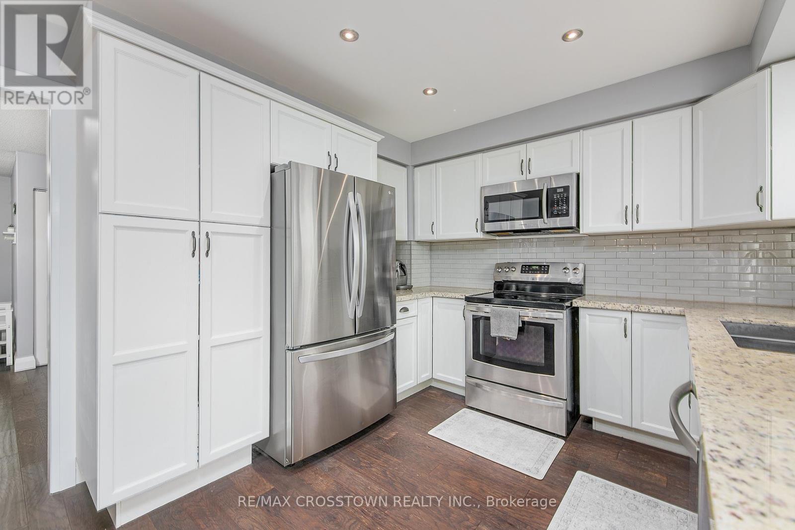 Property at 9 PATTERSON PLACE image 5