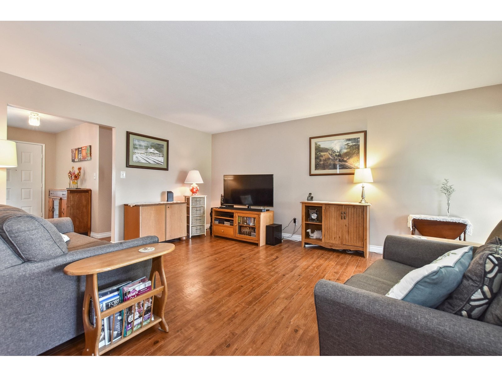 Property at 32438 BADGER AVENUE image 5