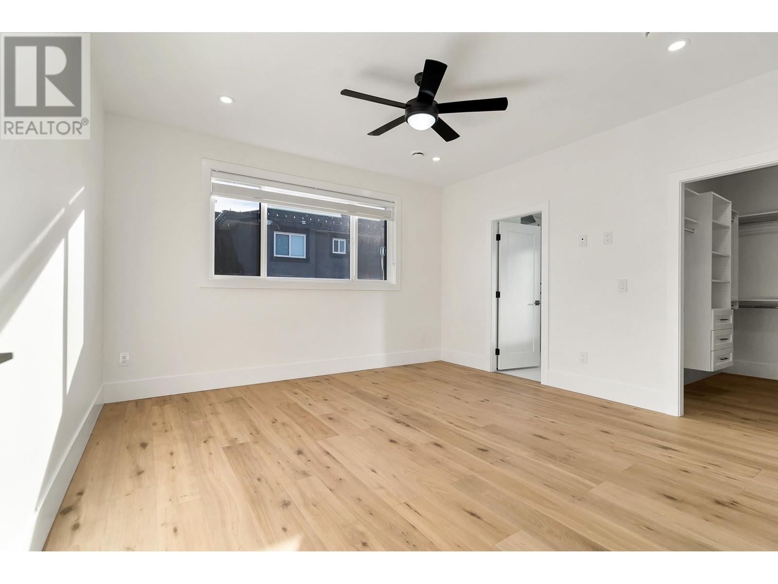7419 1st Street, Burnaby, British Columbia  V3N 3S9 - Photo 20 - R2994398