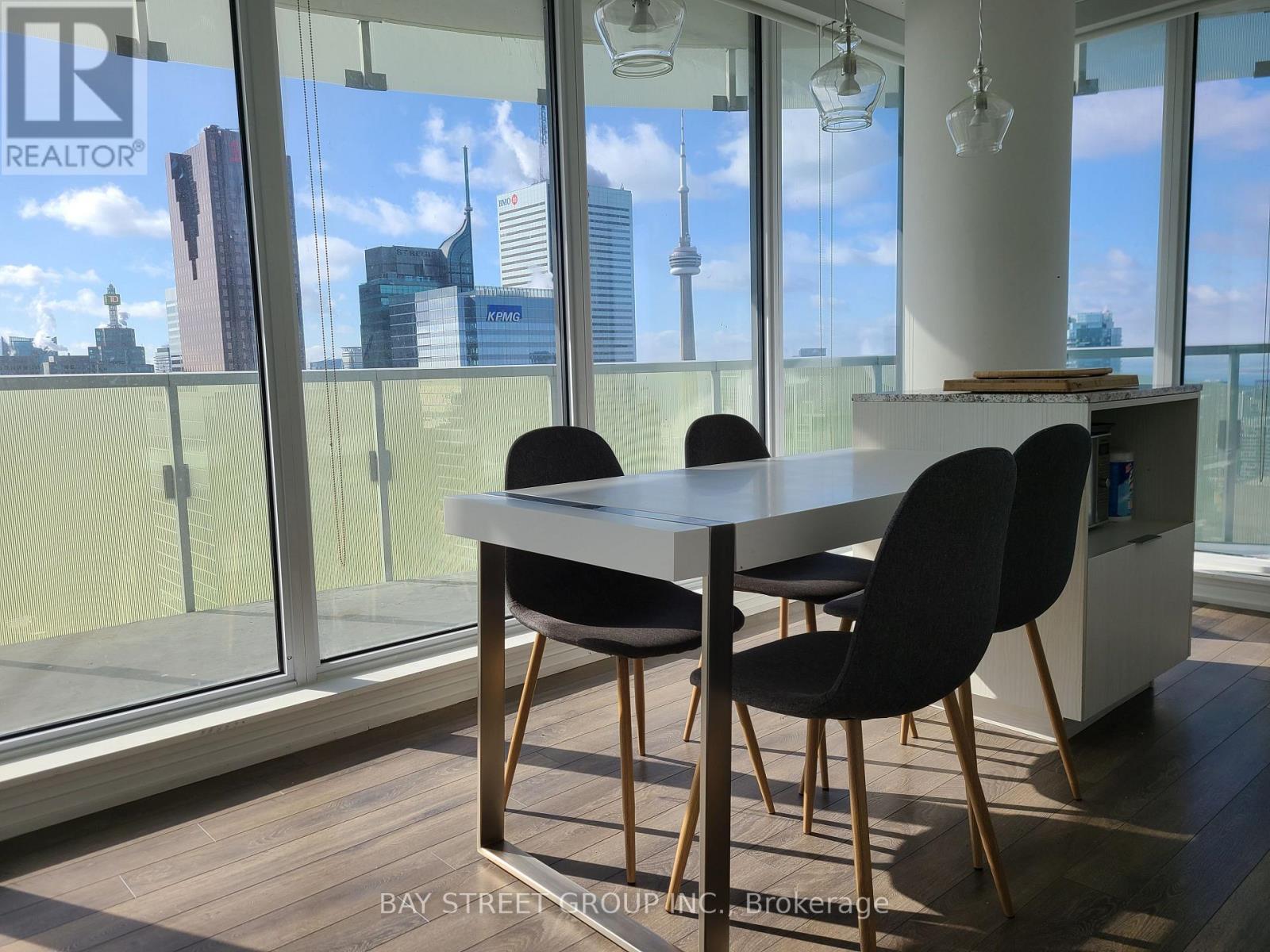 5709 - 197 Yonge Street, Toronto, Ontario  M5B 0C1 - Photo 4 - C12105918