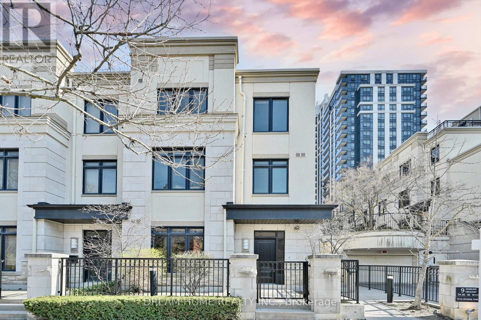 Property at TH 28 - 9 OAKBURN CRESCENT image 1