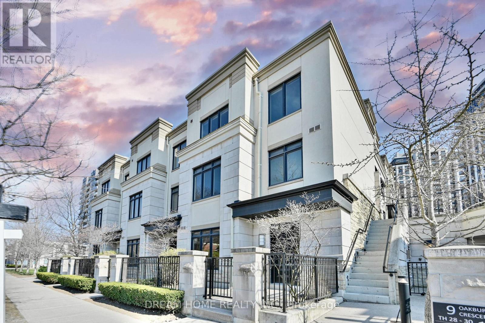 Property at TH 28 - 9 OAKBURN CRESCENT image 3