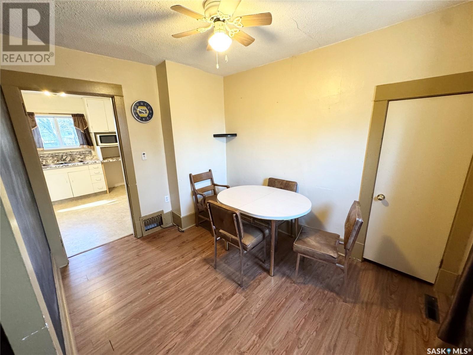 219 2nd Avenue, Spalding, Saskatchewan  S0K 4C0 - Photo 13 - SK003777