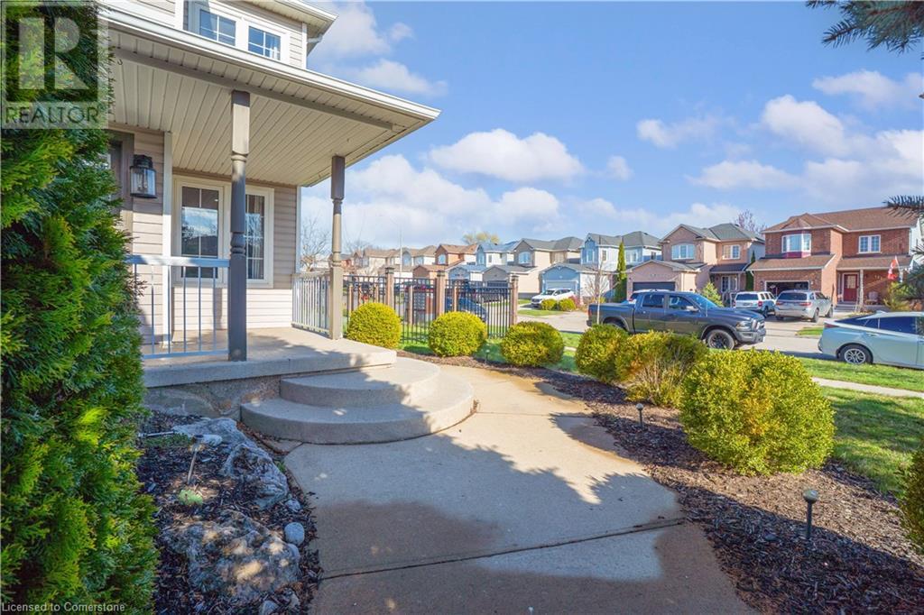 Property at 118 LANGLAW Drive image 4